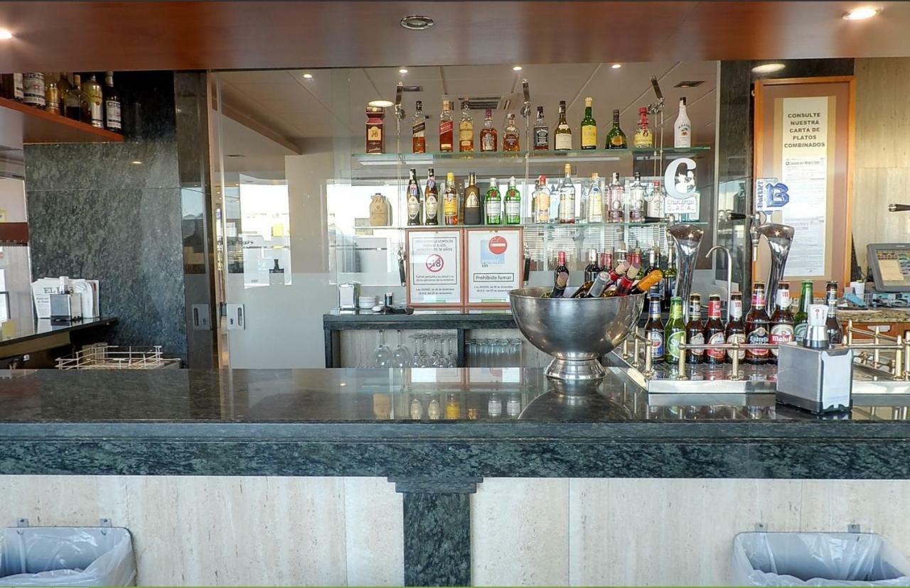 Hotel Moya Навалморал де ла Мата Екстериор снимка