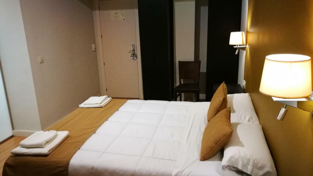 Hotel Moya Навалморал де ла Мата Екстериор снимка