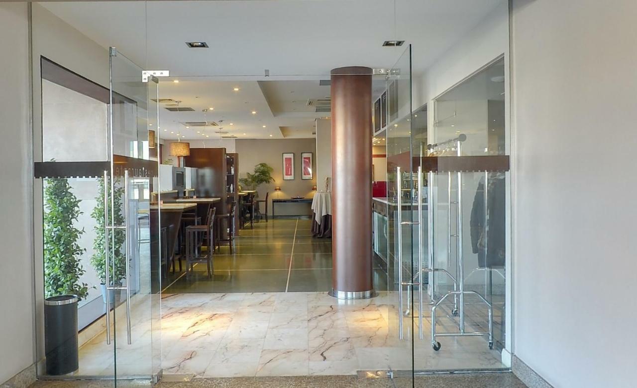 Hotel Moya Навалморал де ла Мата Екстериор снимка