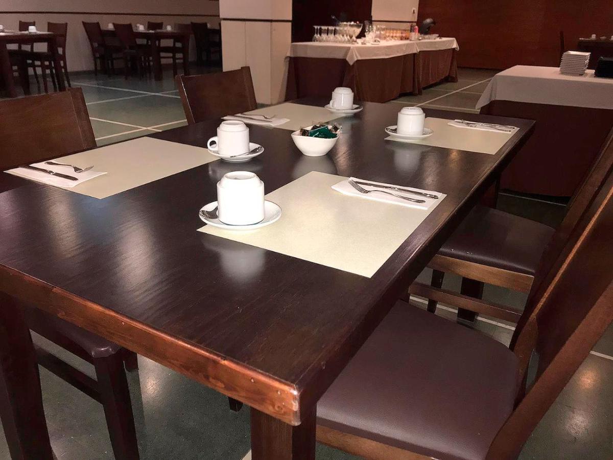 Hotel Moya Навалморал де ла Мата Екстериор снимка